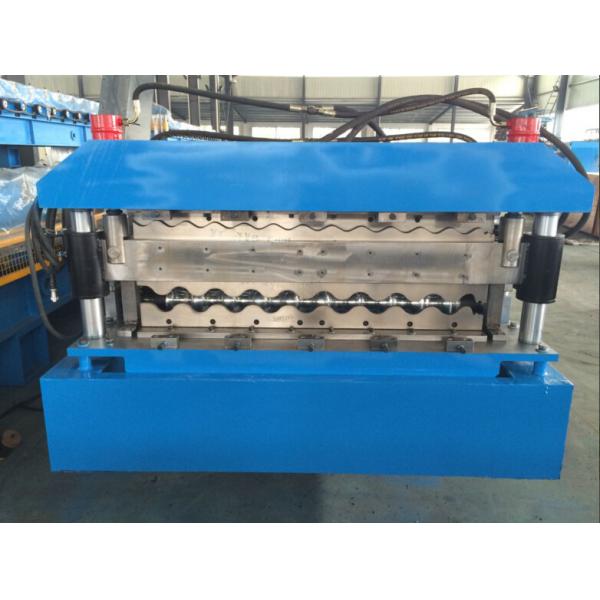Quality Corrugated Sheet Roll Forming Machine , Metal Roofing Forming Machine By Chain for sale