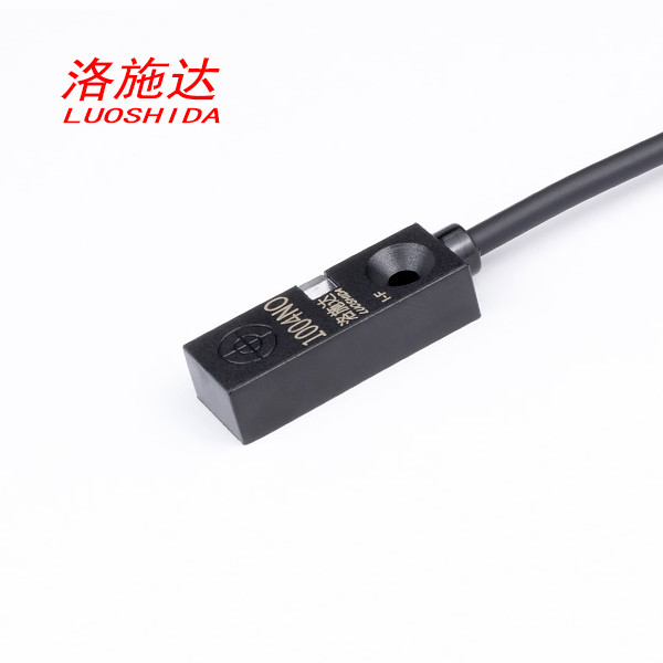 Quality Plastic Rectangular Inductive Proximity Sensor Switch Q10 High Speed With Cable Type for sale