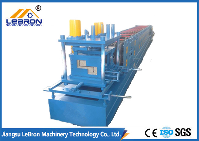 China Full Automatic C&Z Purlin Forming Machine 16-18 Stations Servo Guiding Device factory