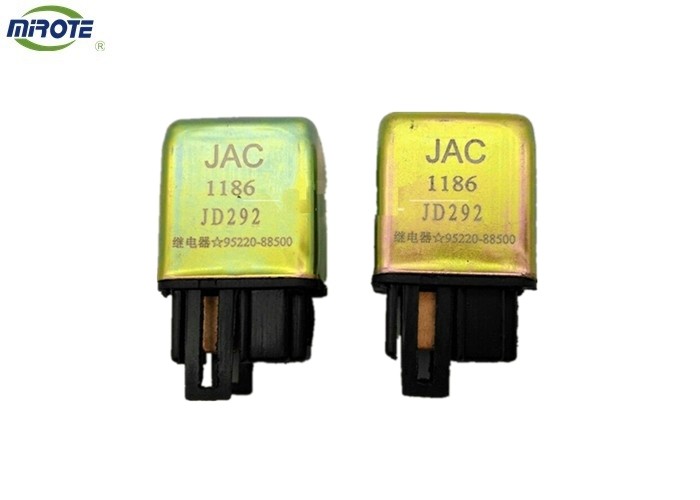 China 24V 3P 95220-88500 Auto Electrical Relays For JAC Hyundai Car for sale