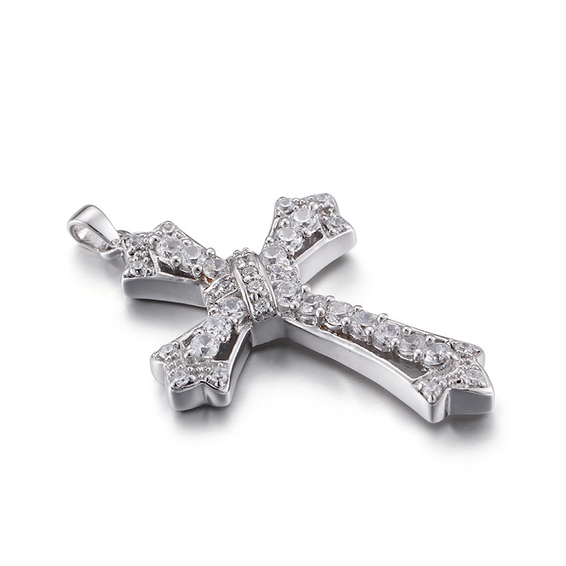China Overlap III 925 Silver CZ Pendant 4.53g Sterling Silver Cubic Zirconia Cross Pendant factory