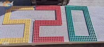 Quality Customizable Colour Patterns FRP Grating Walkway 38*38mm Easy Installation for sale