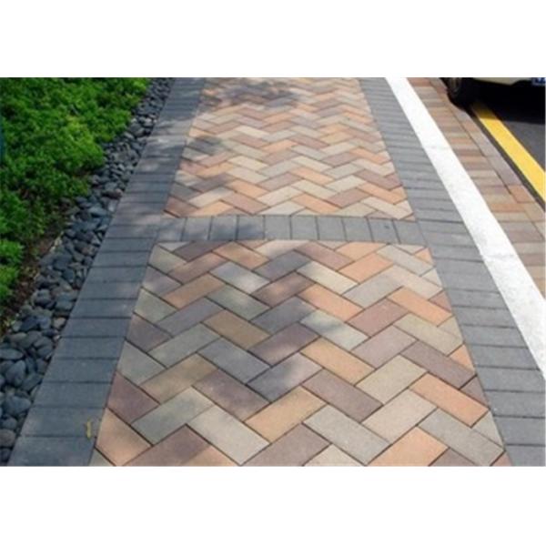 Quality Anti - Freeze Clay Paving Brick / Blocks For Landscape Tunnel Kiln Technology for sale