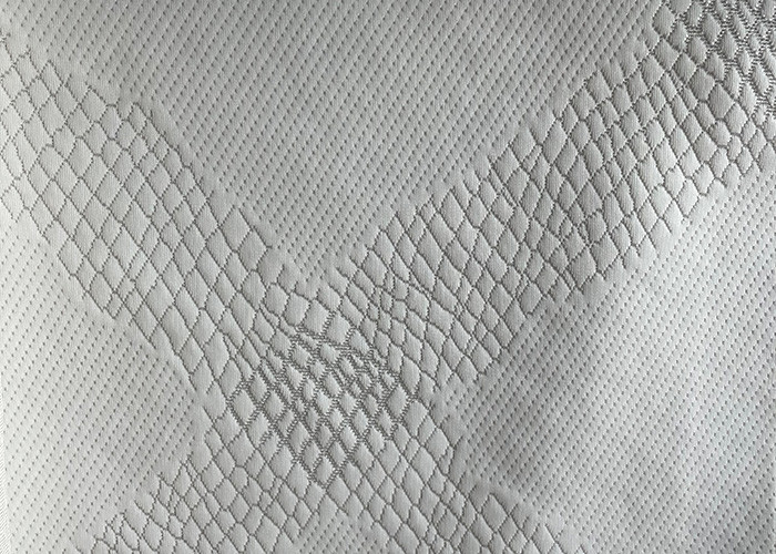 China Waterproof Polyester Mattress Fabric , Hometextile Quilted Jacquard Cotton Fabric factory