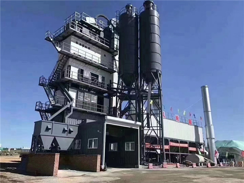 China High Performance  Automatic Asphalt Concrete Mixing Plant 160TPH factory