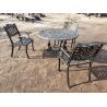 China Green Outdoor View Cast Iron Garden Furniture Set Weather Resistant For Restaurant factory
