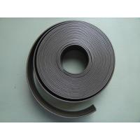 China 500GS-2000GS Rare Earth Flexible NdFeB Magnets Wear Resistant Rubber Magnetic Strips for sale