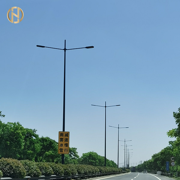 Quality Round / Conical Shape Street Light Pole  Q235B Single Arm Light Pole for sale