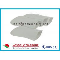 China Soft Hospital Patient Wet Wash Glove Embowed Bio Degradable Smooth factory