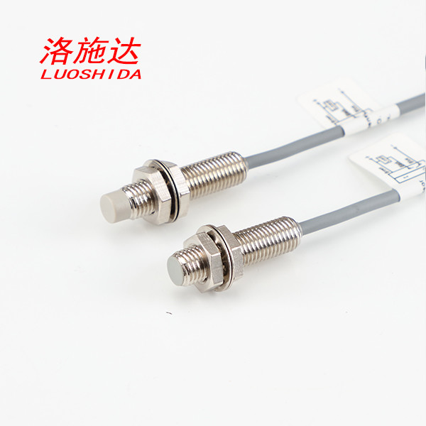 Quality 3 Wire DC Cylindrical M8 Inductive Proximity Sensor Metal Shorter Tube With Cable Type for sale