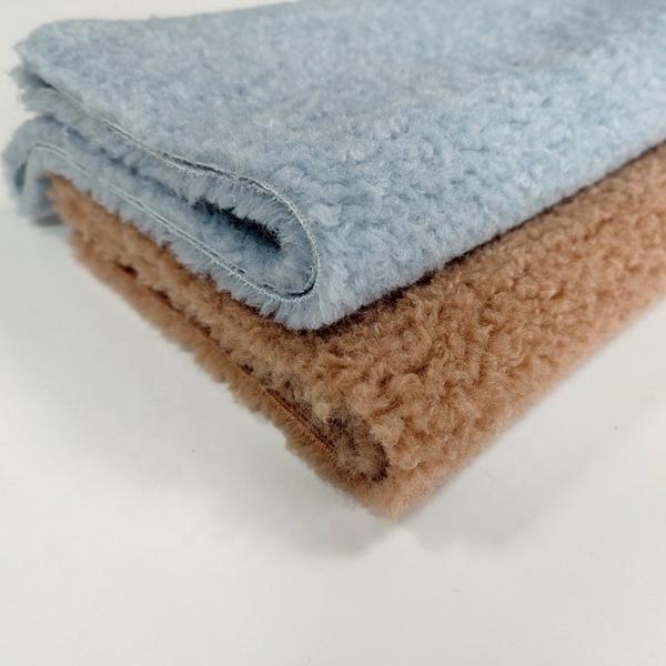 Quality 390gsm Polyester Sherpa Fleece Fabric for sale