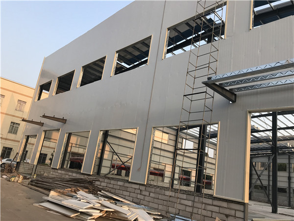 Quality Prefabricated Light Steel Structure Building Painting / Galvanizing for sale