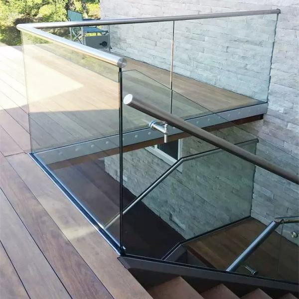 Quality High Permeability Tempered Glass Railing For Staircase Balcony Glass Balustrade for sale
