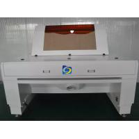 China Water Cooling 60W - 260W CO2 Laser Engraving Cutting Machine For Cloth for sale