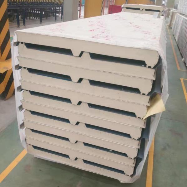 Quality Light Weight Polyurethane Sandwich Panel Insulating Soundproof for sale
