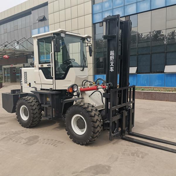 Quality 3.5Ton 42KW Off Road Forklift Vehicle With 40km Running Gear for sale