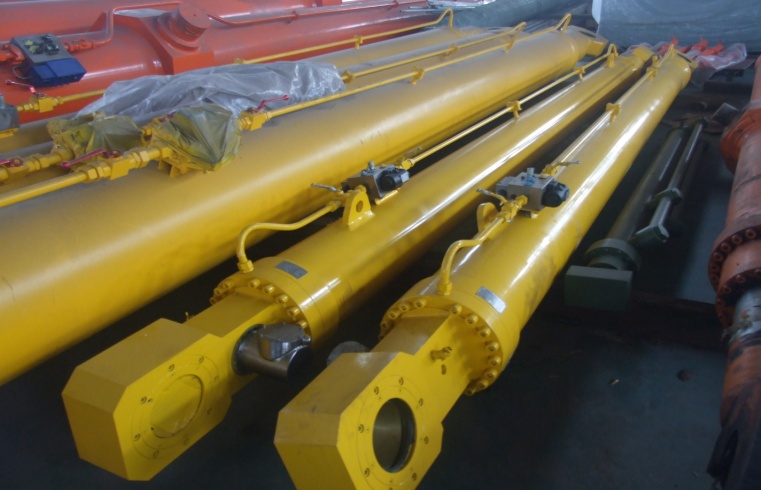 China Radial Gate Engine Hoist Hydraulic Cylinder For Mechanic Industrial QHLY Series factory