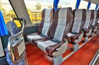 China 2011 Year 48 Seats Used Passenger Coaches Golden Dragon Brand 300HP Power factory