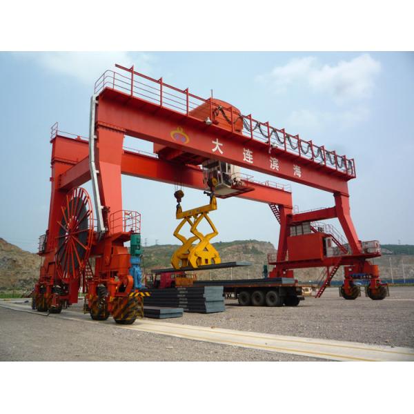 Quality High Strength Heavy Duty Rubber Tyred Gantry Crane 80 Tons For Outdoor for sale