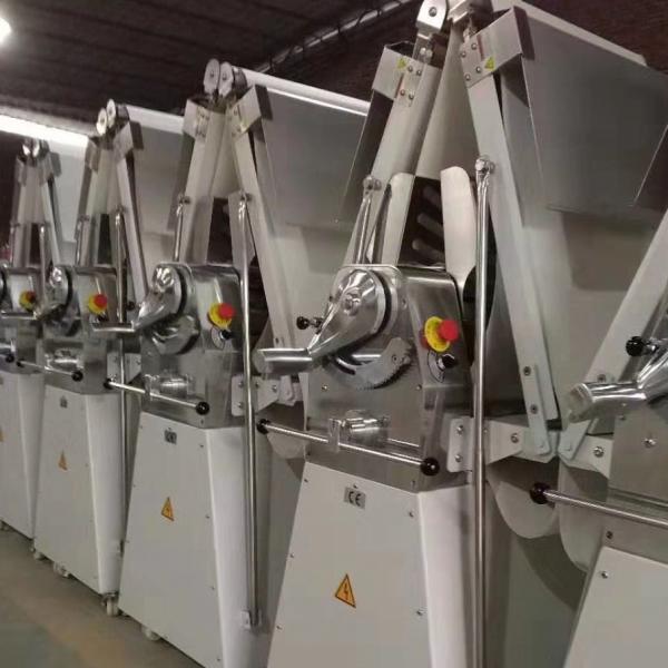 Quality Fully Automatic Bread Making Machinery Pastry Rolling Dough Sheeter Machine for sale