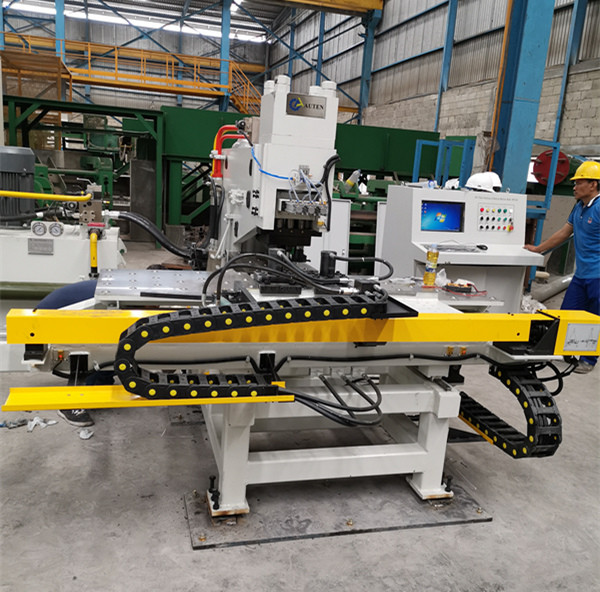 Quality Good Rigidity CNC Plate Punching Marking Machine C - Type Plate Welding Frame for sale