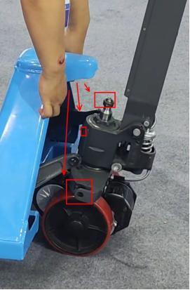 Pallet Truck Handle Integrated with Forward Wheel Can Change Manual Jack Into Electric Pallet Truck