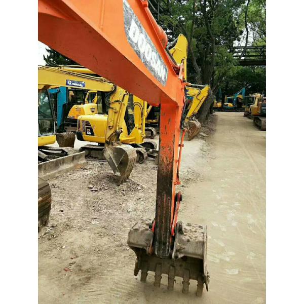Quality 2014 Year 8 Ton Used Doosan Excavator DH80GO 400mm Shoe Size 3247h Working Hours for sale