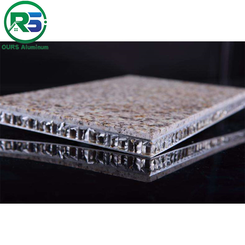 China Materials Soundproof Aluminum Honeycomb Plate Ceiling Aluminum Honeycomb Composite Panel factory
