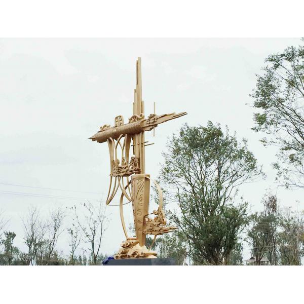 Quality ODM / OEM Large Outdoor Statues Golden Color Painted For Urban Decoration for sale