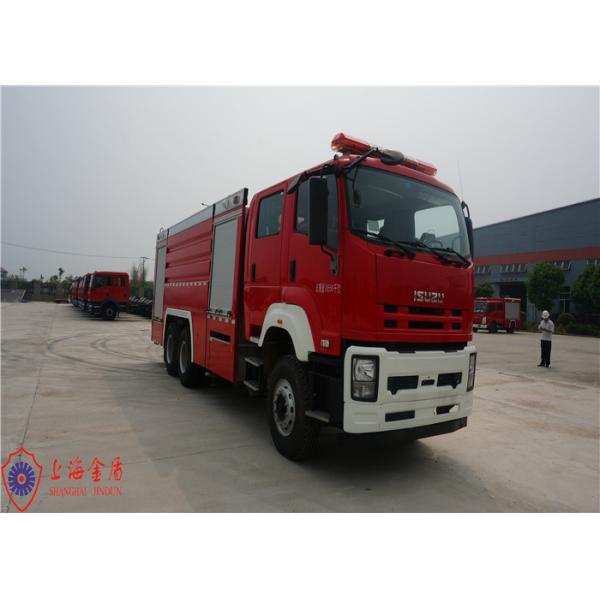 Quality 6x4 Drive Foam Rescue Fire Truck 257KW Power With Double Row Structure Cab for sale