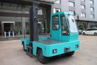 China Green 3T 3.6m Diesel Side Loader Forklift With 920*1200mm Size Platform factory