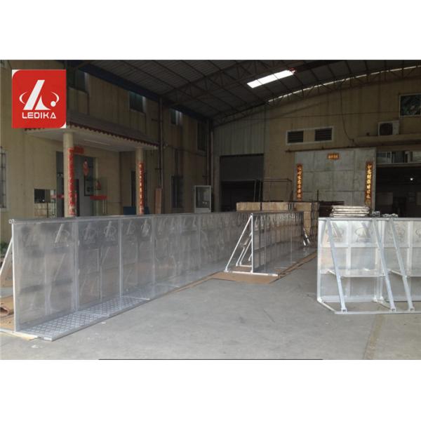 Quality 6082 - T6 Aluminum Folding Crowd Control Stands / Hand Barrier For Sports Event for sale