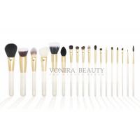 China Pearl White Professional Makeup Artist Brushes Nature Wood Handle factory