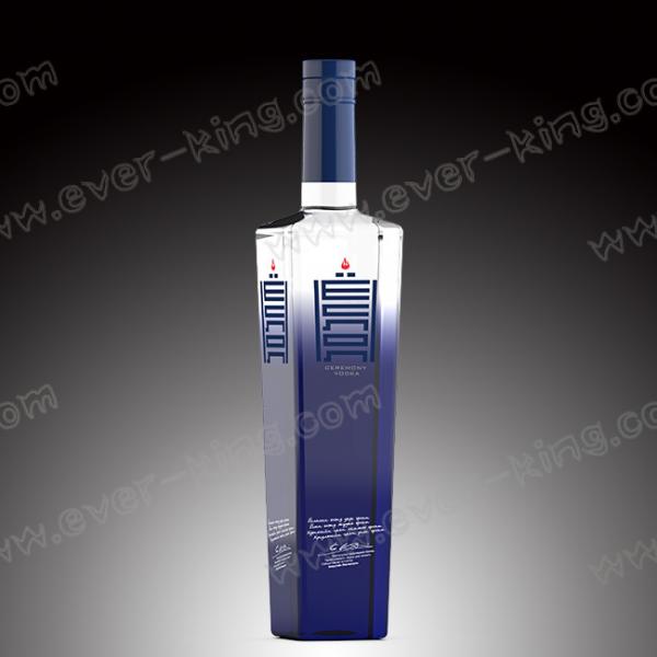Quality Customed Rubber Stopper 500mL 750mL Vodka Glass Bottle for sale