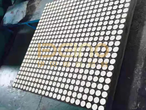 Quality Hot Vulcanization Alumina Ceramic Tile Wear Liners No Sticking for sale
