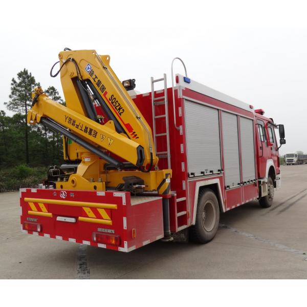 Quality SINOTRUK Heavy Duty Rescue Truck , 6 Wheeled Road Rescue Emergency Vehicles for sale