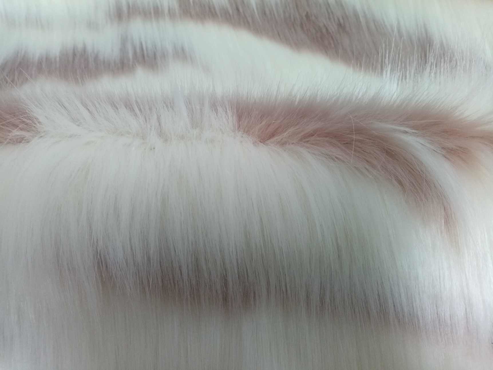 China pink white 150cm Long Hair Faux Fur，Create warm and luxurious winter fashion factory