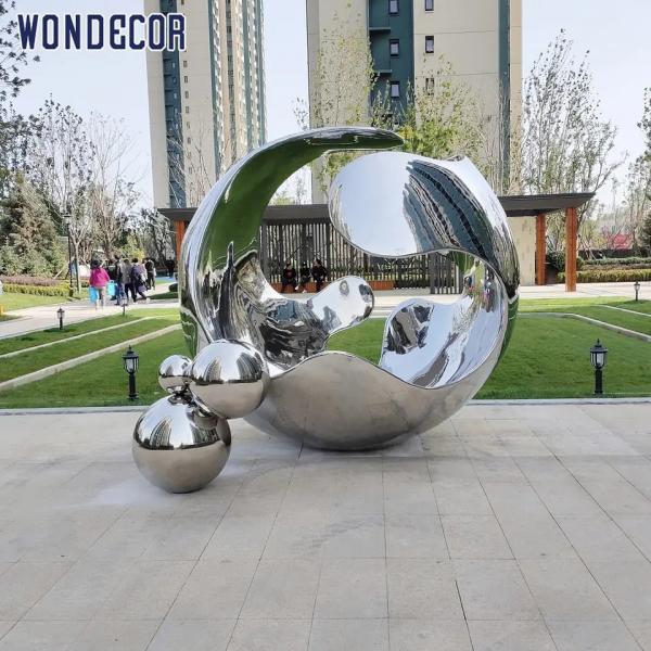 Quality Large Outdoor Garden Mirror Polished Forged Metal Sculpture Hollow Sphere for sale