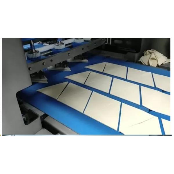 Quality Semi-automatic / Fully automatic Croissant Production Line of 3000-11000pcs/h for sale