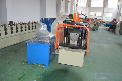 China 380V Stud And Track Roll Forming Machine Mild Steel Wall Angle Roll Former Machine factory