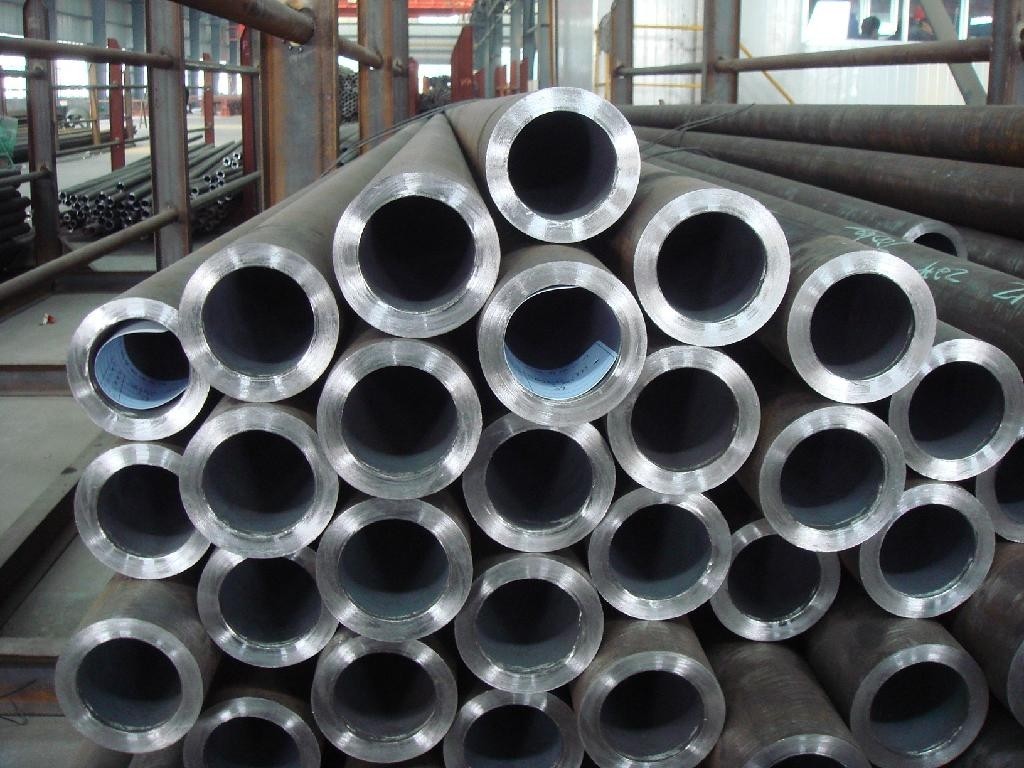 China API 5L,AS2885,ISO 3183,DNV OS-F101 DSAW/LSAW (Submerged Arc Welded) Steel Pipe factory