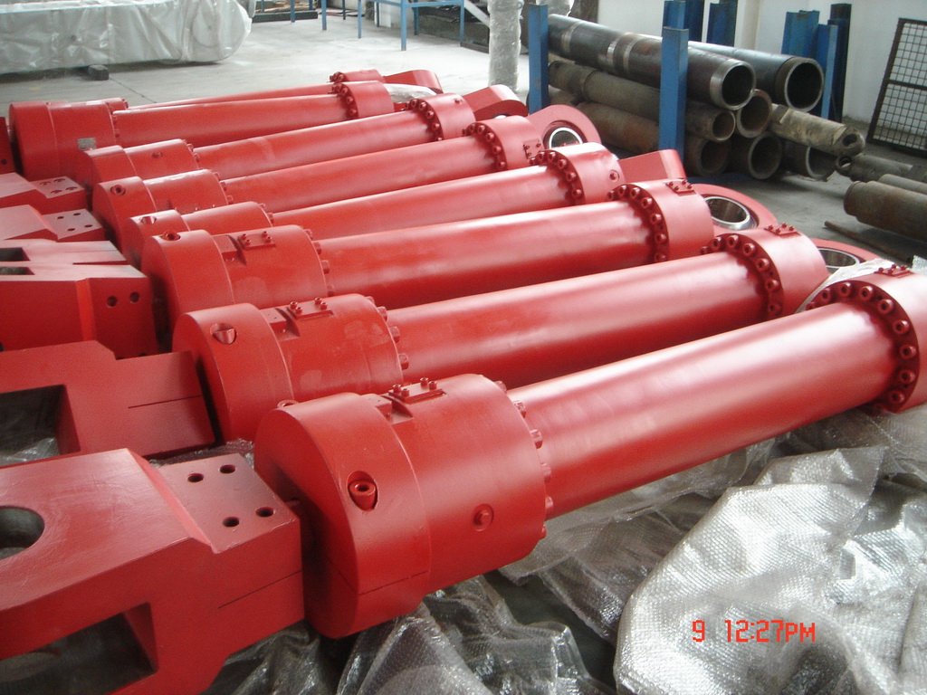 China Single Hydraulic Cylinder Welded Hydraulic Cylinders For Oil Industry factory