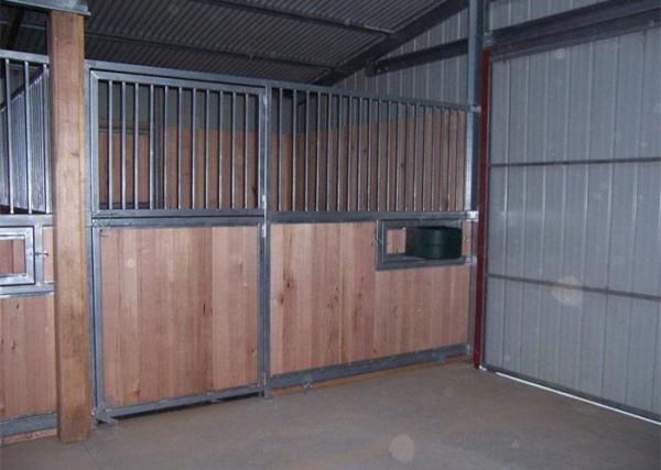 Self Contained Horse Stable Partitions For Prefab Horse Barns With