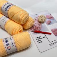 China 3.2NM 8 Ply Milk Cotton Yarn For Hand Knitting Bag Stockings factory