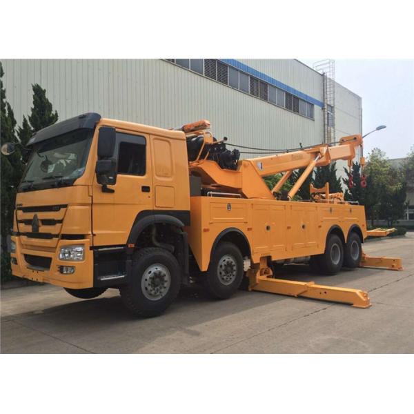 Quality SINOTRUK HOWO Heavy Duty Tow Truck , 12 Wheels 50 Ton 360 Degree Rotator Tow Truck for sale