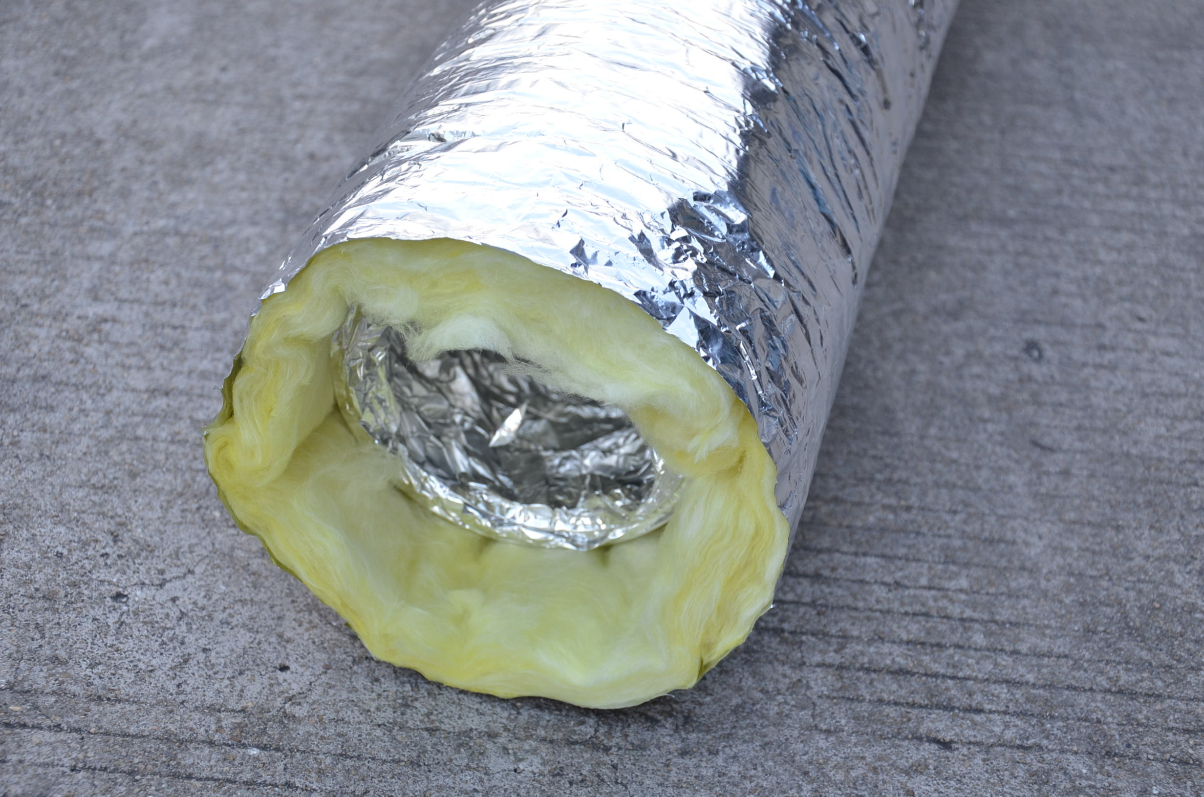 China Foil Faced Glass Wool Insulation Blanket 25mm Thickness For Flexible Air Duct factory