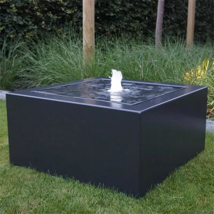 China Black Surface Pool Fountain Outdoor Carbon Steel Water Feature For Garden factory