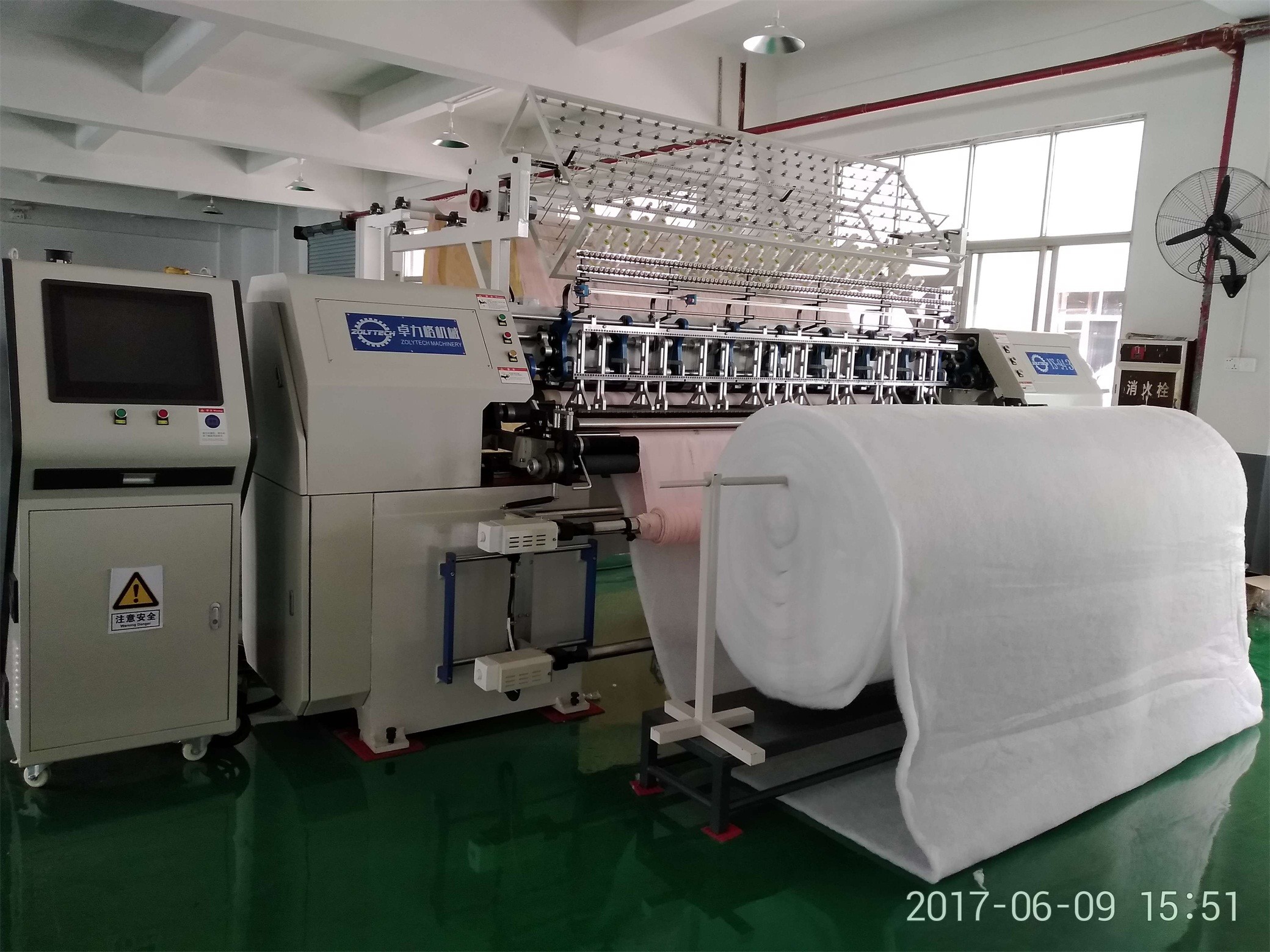 Quality ZOLHTECH High Speed Computerized Shuttle Stitch Multi Needle Quilting Machine for sale