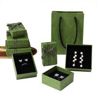 China Luxury Green Jewelry Drawer Box Lid And Base Type For Necklace Bracelet Earrings Ring factory
