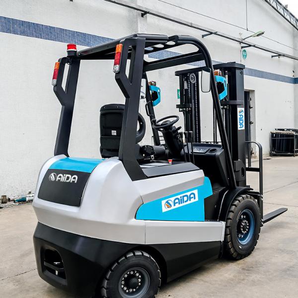 Quality Handling Electric Powered Forklift 1.5 Ton Low Noise Energy Saving forklift 2 for sale